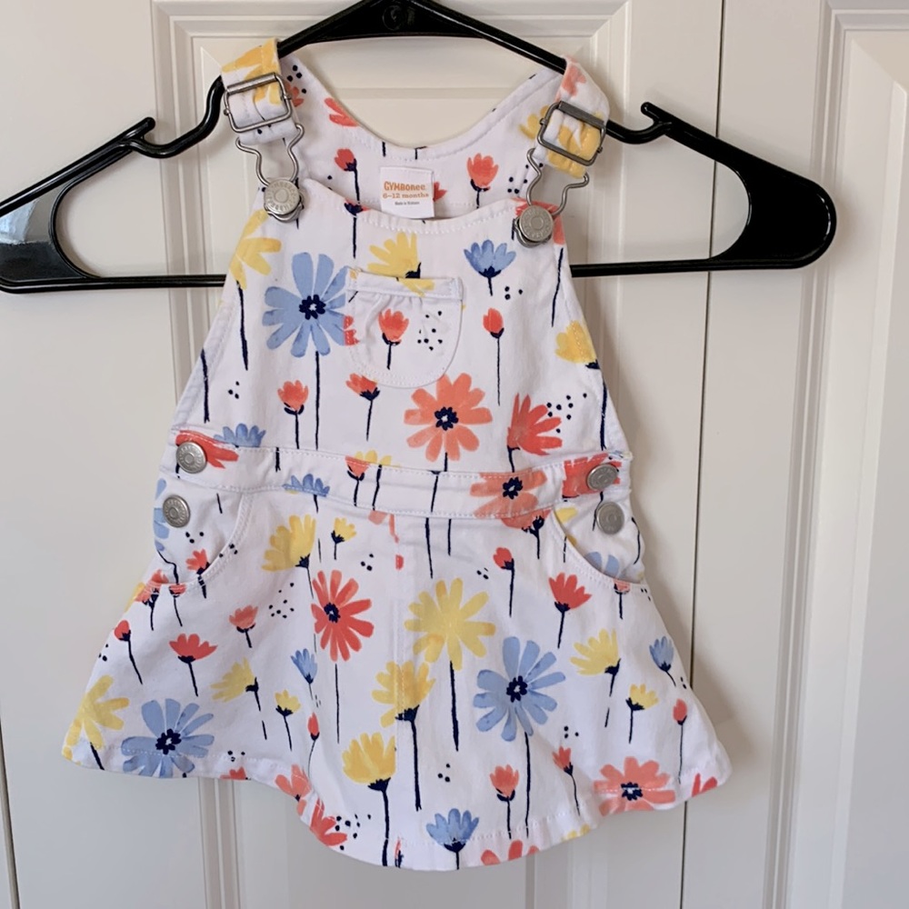 Gymboree white overall denim dress with floral pattern 6-12 Months